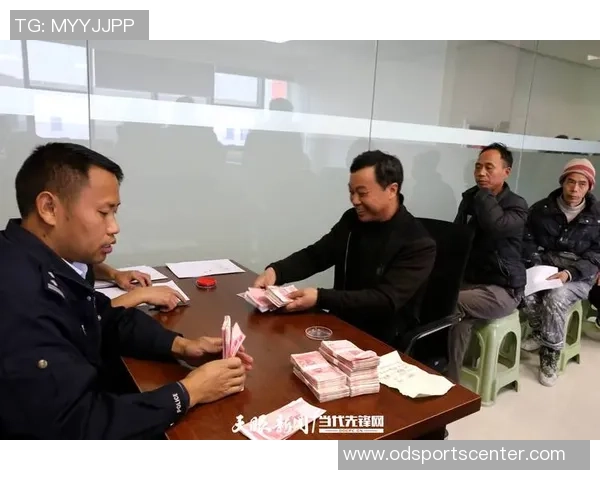 李磊回应薪资问题称周总承诺不会欠薪尽管某月发放不够及时